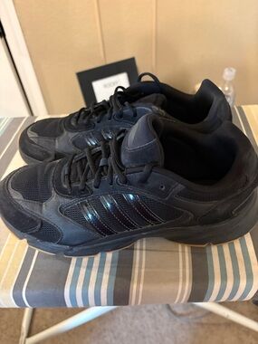 adidas Men's Black Athletic Sneakers with Subtle Gloss Stripes